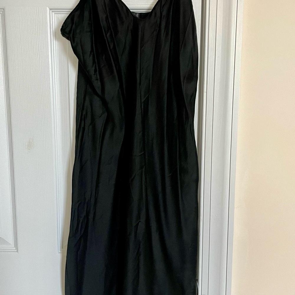 100% silk Black Spaghetti Strap Banana Republic Dress